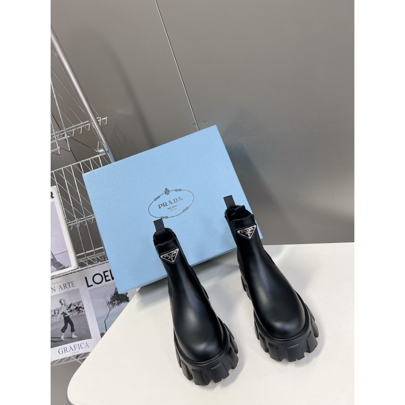 Pra*a boots
